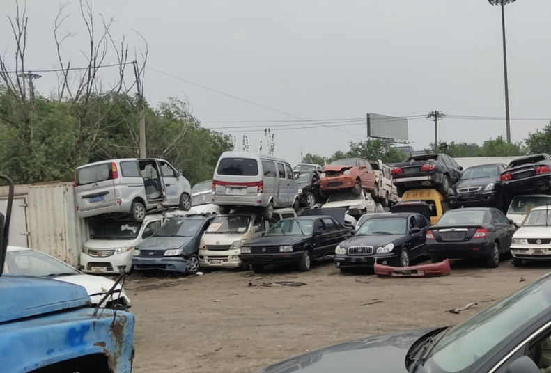 大連報(bào)廢汽車(chē)回收公司